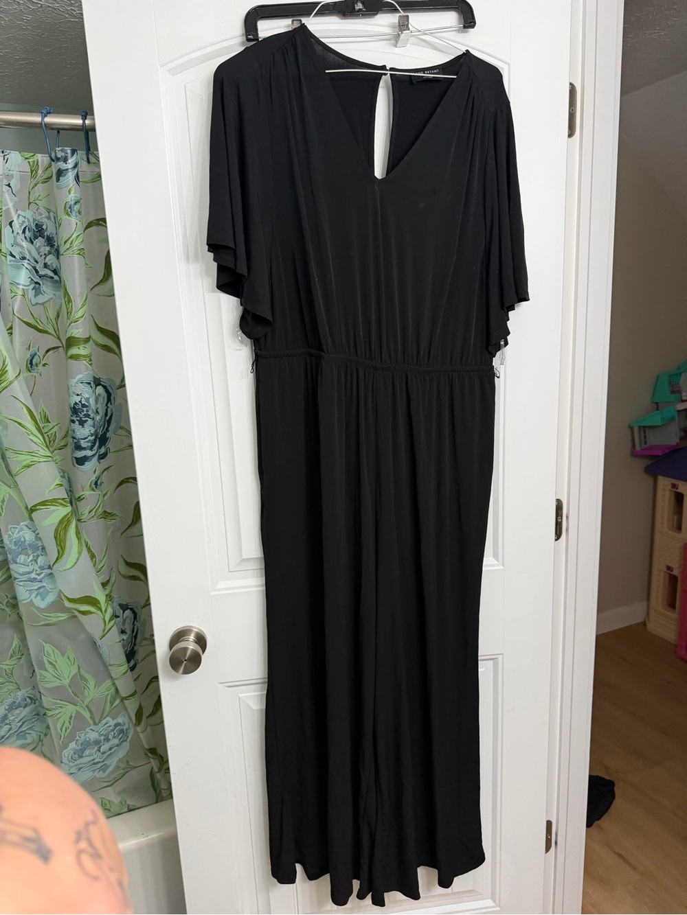 Women’s Black V-Neck jumpsuit with Flutter Sleeves
